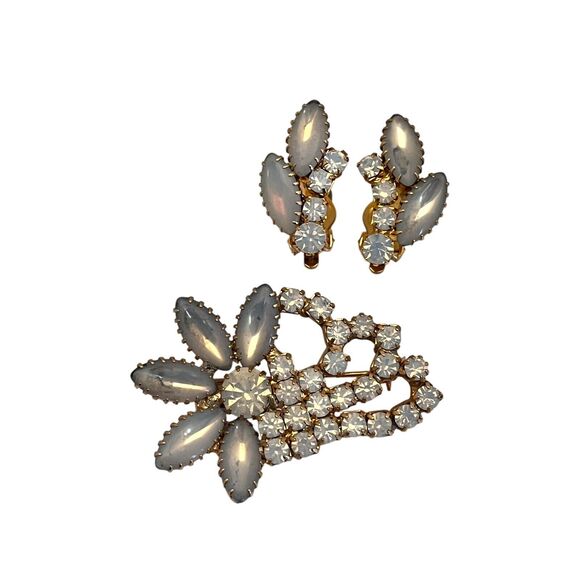 Vintage Brooch & Earring Set Floral Opal Rhinestone Navette Demi-Parure MCM 5Q - Picture 6 of 8